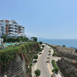https://apartamento-con-vistas-al-mar-y-parking-incluido.1costadelsol.com
